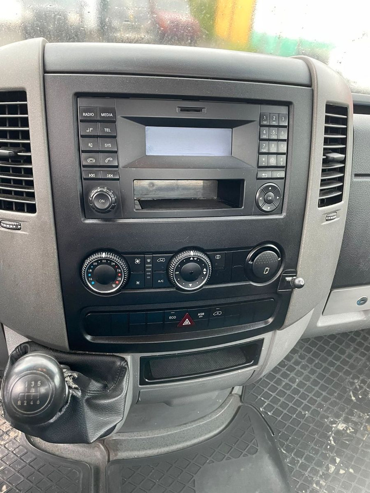 Mercedes-Benz 316 CDI, 5.20m Pritsche - כלי רכב מסחרי במיטה שטוחה: תמונה 4 Mercedes-Benz 316 CDI, 5.20m Pritsche - כלי רכב מסחרי במיטה שטוחה: תמונה 4