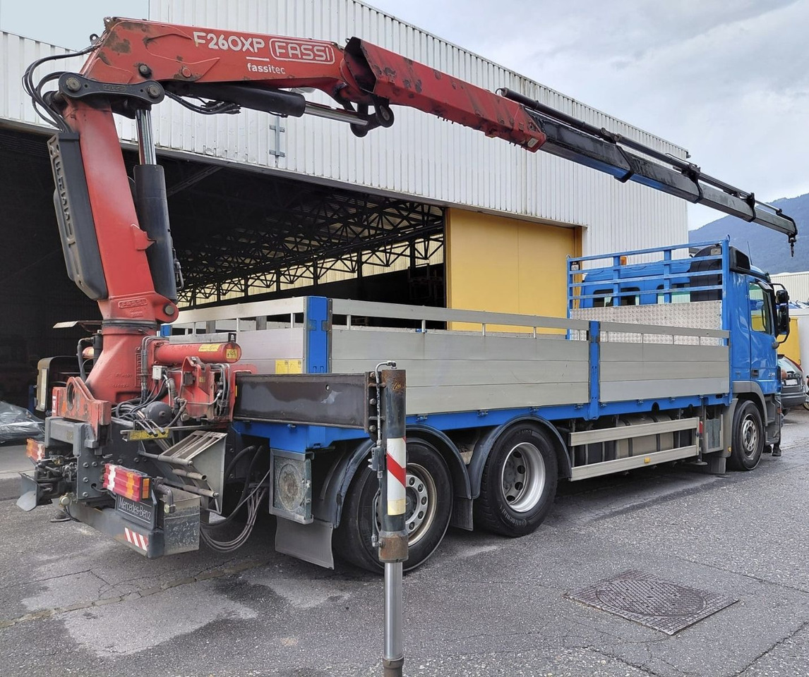 Mercedes-Benz Actros 2544 6x2, E5, EPS, Fassi F260XP, Retarder - משאית מנוף: תמונה 3 Mercedes-Benz Actros 2544 6x2, E5, EPS, Fassi F260XP, Retarder - משאית מנוף: תמונה 3