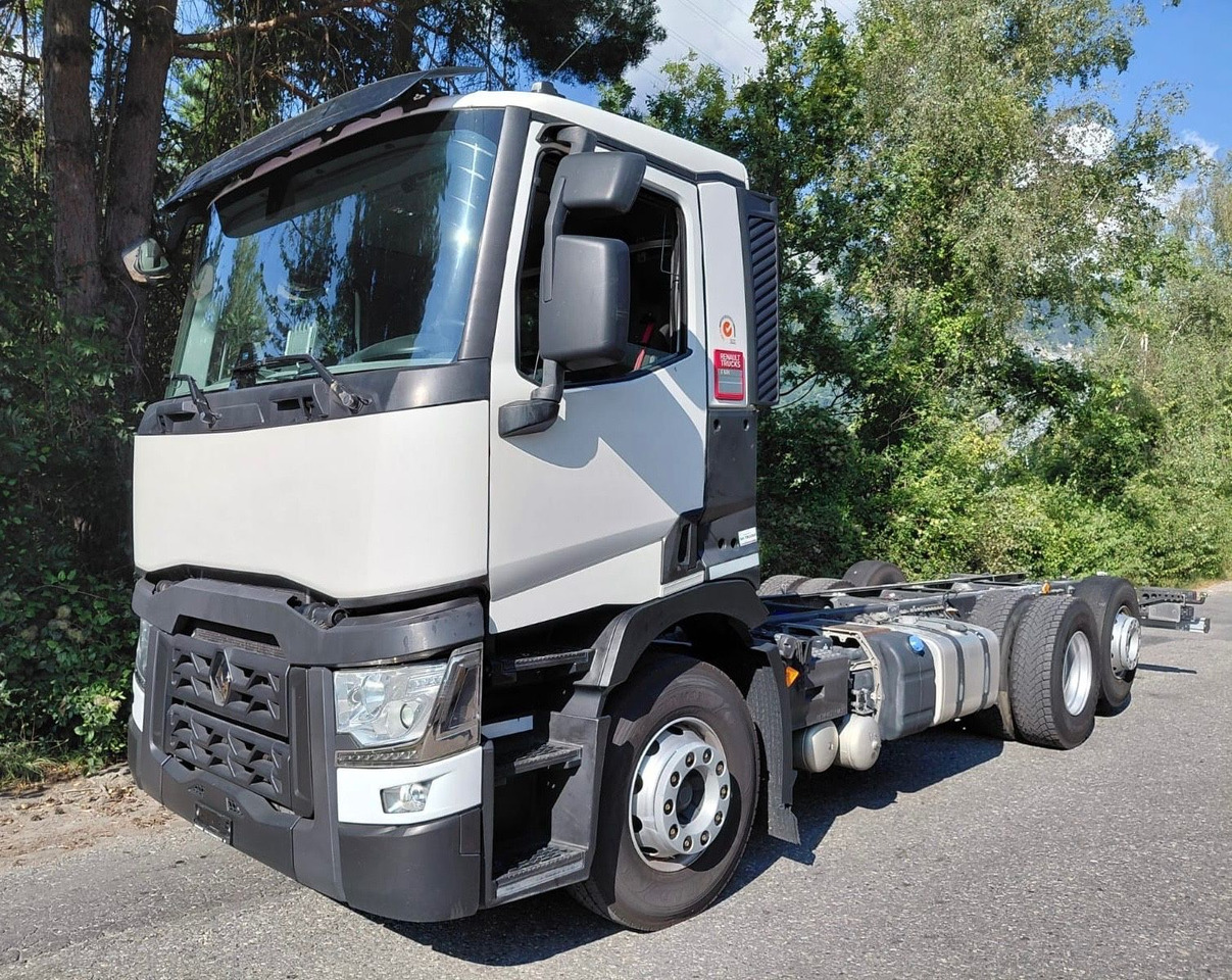 Renault T460 6x2, E6, Fahrgestell - משאית עם שלדת תא: תמונה 1 Renault T460 6x2, E6, Fahrgestell - משאית עם שלדת תא: תמונה 1