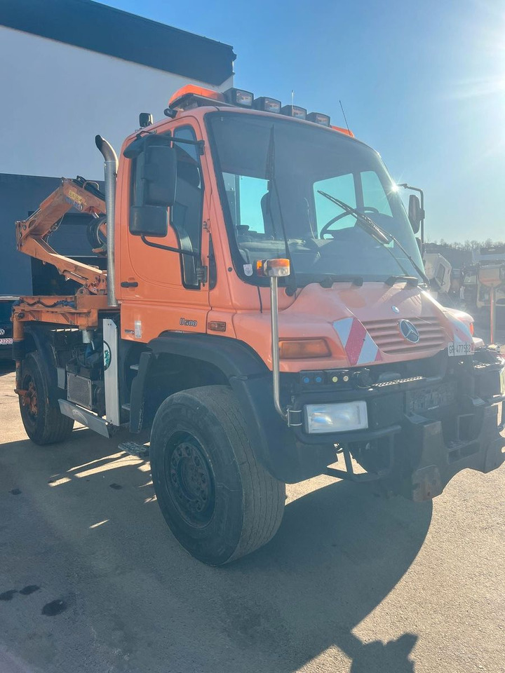Unimog U500 4x4, Boeschungsmaehwerk Mulag - משאית: תמונה 3 Unimog U500 4x4, Boeschungsmaehwerk Mulag - משאית: תמונה 3