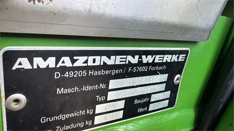 Amazone ZAM 3000 Z-AM 3000 Ultra  - מפזרת זבל: תמונה 2 Amazone ZAM 3000 Z-AM 3000 Ultra  - מפזרת זבל: תמונה 2