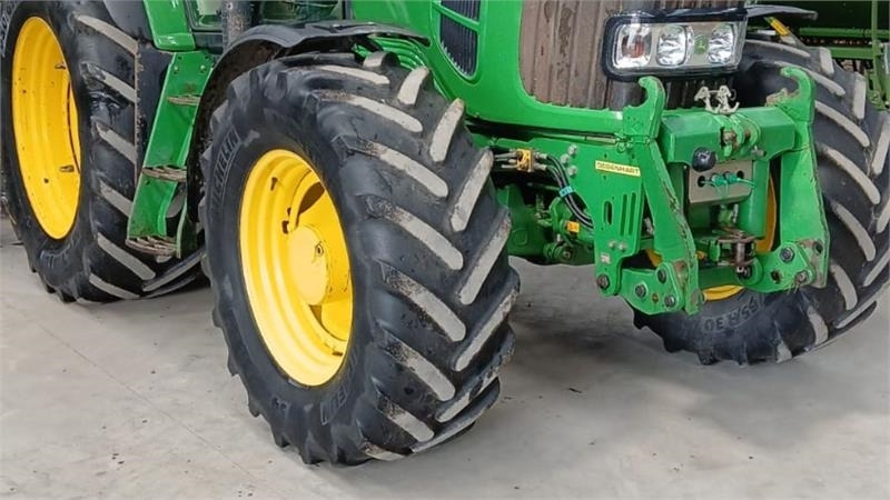 John Deere 7530 - טרקטור חקלאי: תמונה 3 John Deere 7530 - טרקטור חקלאי: תמונה 3