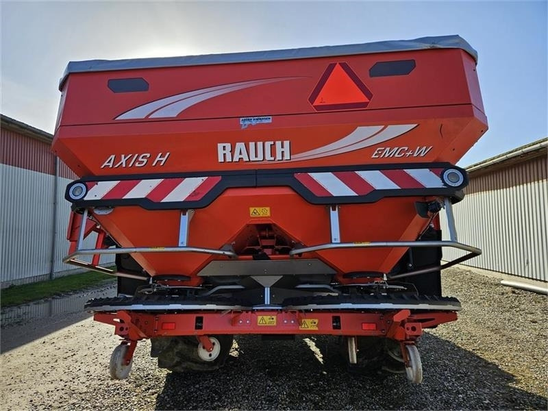 Kuhn Axis H 50.2 EMC+W - מפזרת זבל: תמונה 3 Kuhn Axis H 50.2 EMC+W - מפזרת זבל: תמונה 3