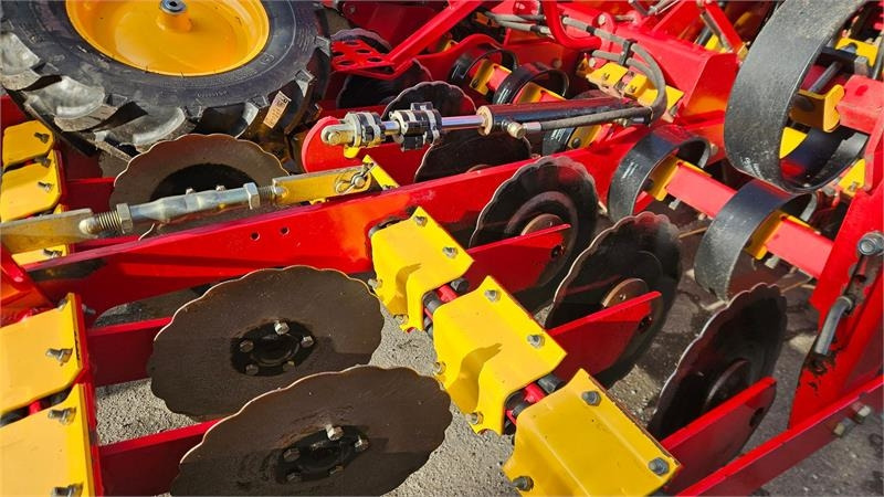 מקדחת זרעים Vaderstad Rapid 400 Super XL: תמונה 6