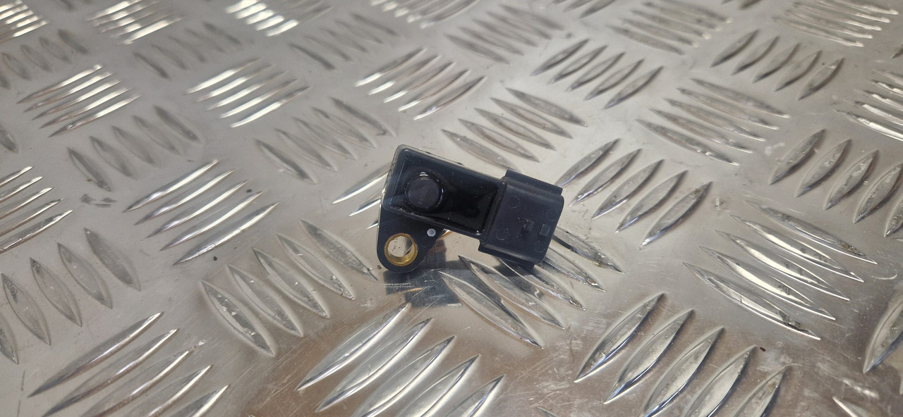 JCB 320/b9534 TMAP Sensor - מנוע וחלקים עבור מכונת בנייה: תמונה 2 JCB 320/b9534 TMAP Sensor - מנוע וחלקים עבור מכונת בנייה: תמונה 2