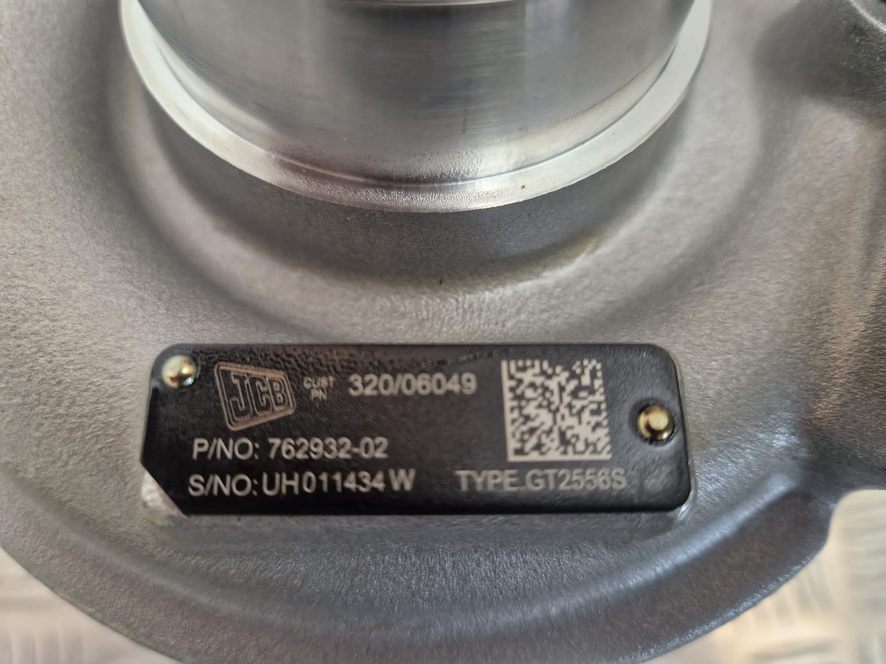 JCB turbocharger 320/06049 Garrett Turbo 762932-02 - מנוע וחלקים עבור מכונת בנייה: תמונה 5 JCB turbocharger 320/06049 Garrett Turbo 762932-02 - מנוע וחלקים עבור מכונת בנייה: תמונה 5