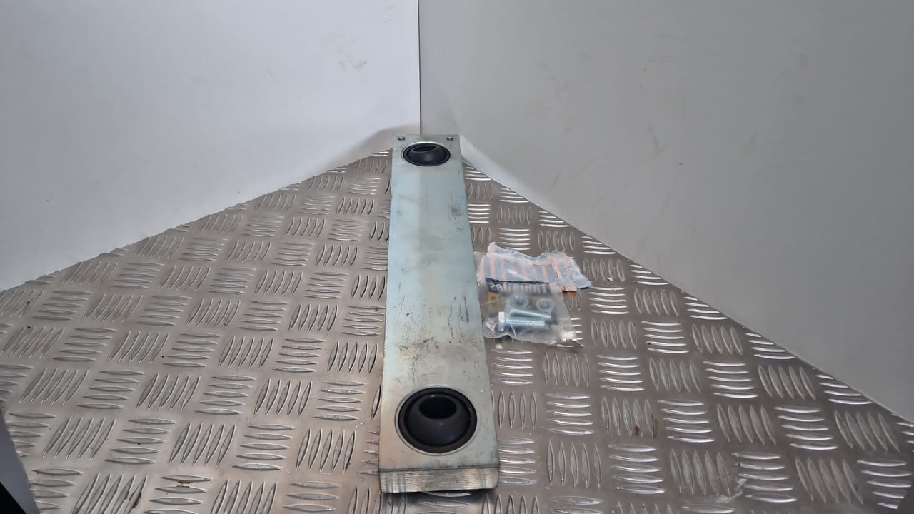 Thwaites kinglink bar T52796 - מנוע וחלקים עבור מכונת בנייה: תמונה 1 Thwaites kinglink bar T52796 - מנוע וחלקים עבור מכונת בנייה: תמונה 1