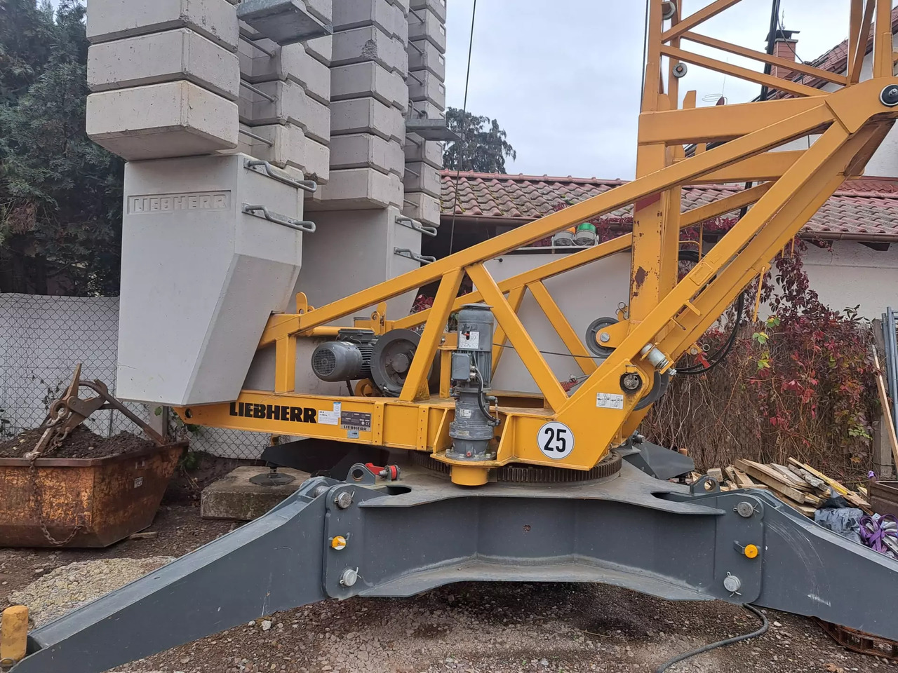 2015 Liebherr 34 K - מנוף הקמה עצמית: תמונה 3 2015 Liebherr 34 K - מנוף הקמה עצמית: תמונה 3