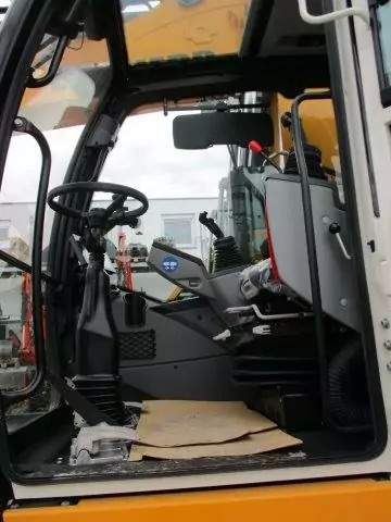 2023 Liebherr A 913 Compact G6.0-D Litronic - מחפר גלגלים: תמונה 5 2023 Liebherr A 913 Compact G6.0-D Litronic - מחפר גלגלים: תמונה 5