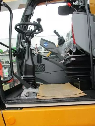 2023 Liebherr A 916 Compact Litronic G6.0-D - מחפר גלגלים: תמונה 5 2023 Liebherr A 916 Compact Litronic G6.0-D - מחפר גלגלים: תמונה 5