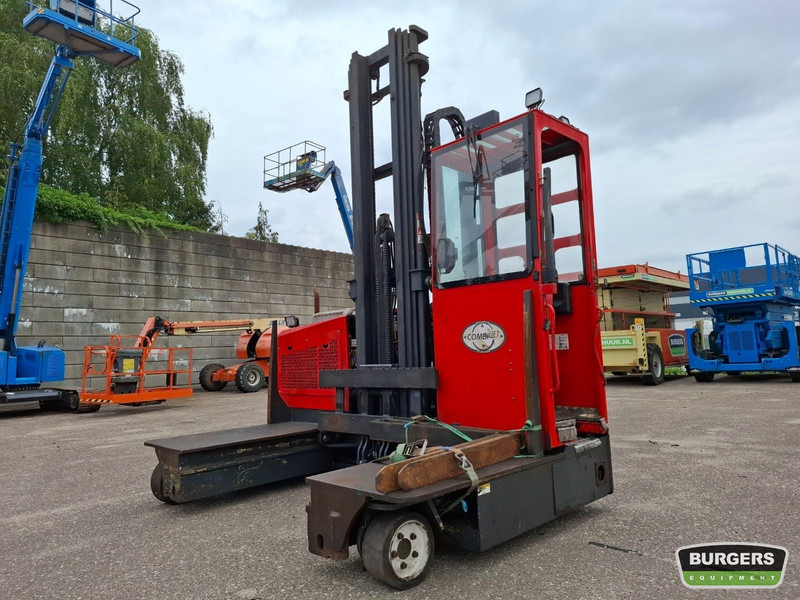 Combilift C3000GST - מעמיס צד: תמונה 2 Combilift C3000GST - מעמיס צד: תמונה 2