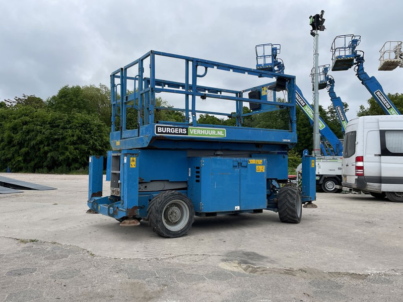Genie GS-3369 RT - מעלית מספריים: תמונה 2 Genie GS-3369 RT - מעלית מספריים: תמונה 2