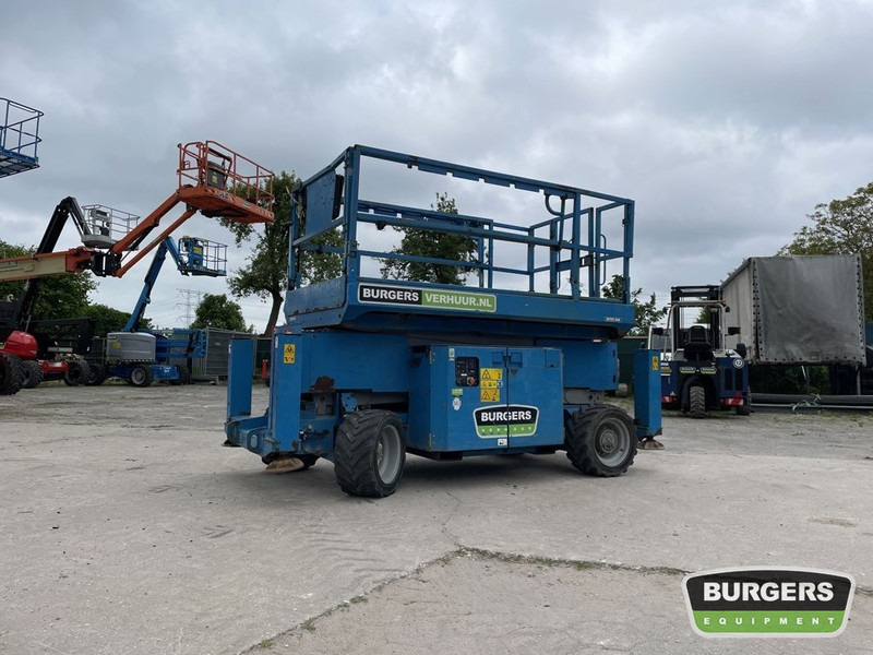 Genie GS-3369 RT - מעלית מספריים: תמונה 4 Genie GS-3369 RT - מעלית מספריים: תמונה 4