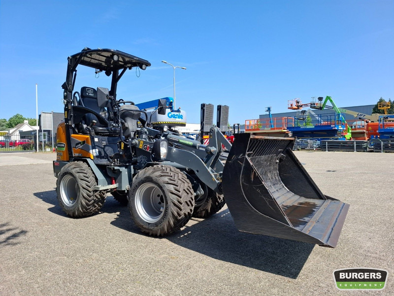 Giant G1500 X-TRA - מעמיס רצועות קומפקטי: תמונה 2 Giant G1500 X-TRA - מעמיס רצועות קומפקטי: תמונה 2