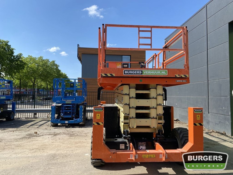 JLG 530LRT - מעלית מספריים: תמונה 5 JLG 530LRT - מעלית מספריים: תמונה 5