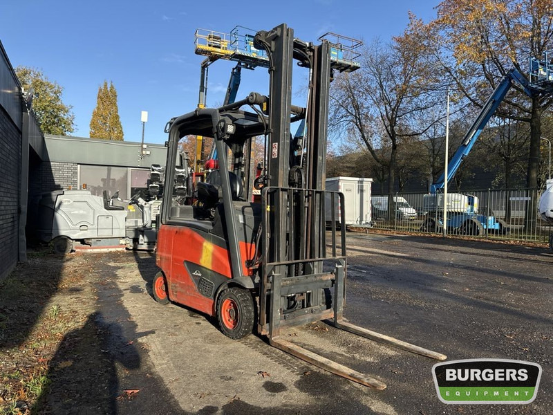 Linde E16PH-02 - מלגזה חשמלית: תמונה 3 Linde E16PH-02 - מלגזה חשמלית: תמונה 3