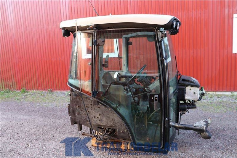 Claas 840 - תא עבור מכונה חקלאית: תמונה 2 Claas 840 - תא עבור מכונה חקלאית: תמונה 2