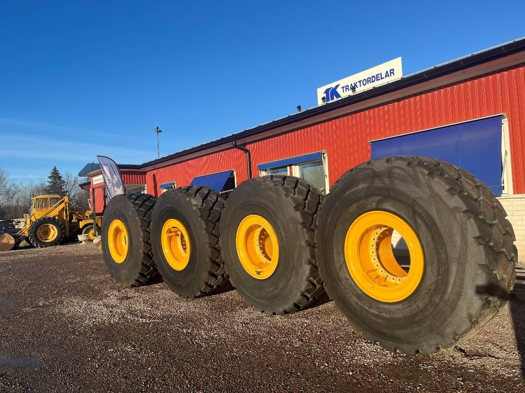 Goodyear Volvo L150H L180H Wheels 26,5-R25 GP-3E - צמיג עבור מכונת בנייה: תמונה 1 Goodyear Volvo L150H L180H Wheels 26,5-R25 GP-3E - צמיג עבור מכונת בנייה: תמונה 1