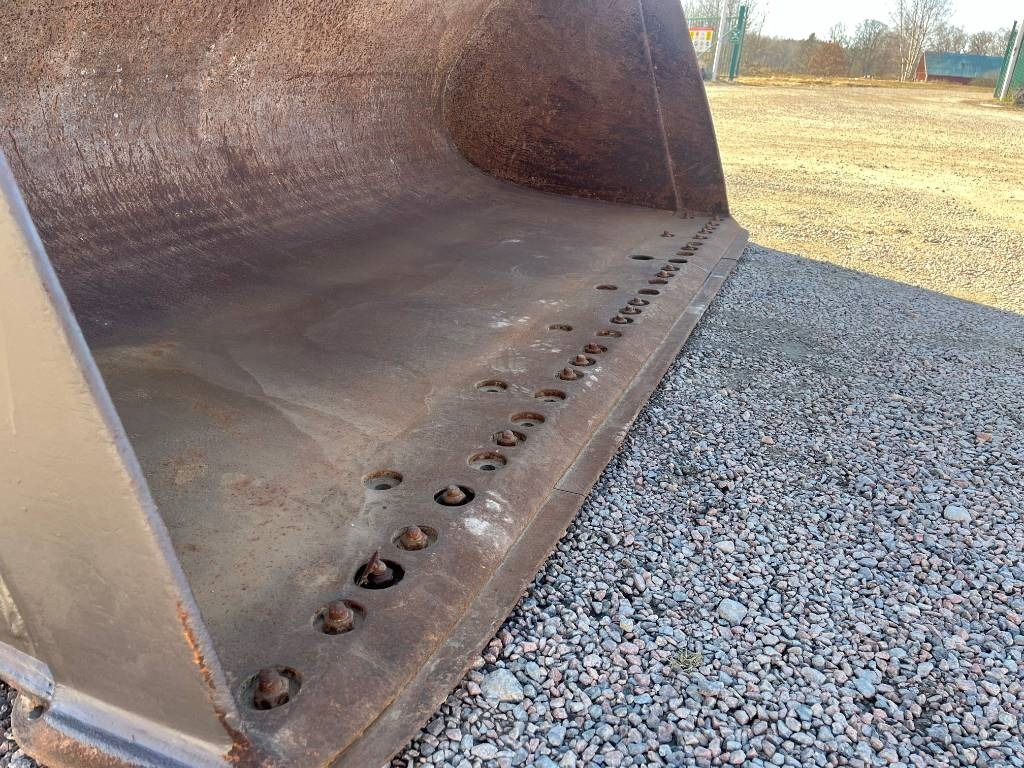 Grusskopa Volvo 93872 Volvo Bucket - דלי עבור מכונת בנייה: תמונה 3 Grusskopa Volvo 93872 Volvo Bucket - דלי עבור מכונת בנייה: תמונה 3