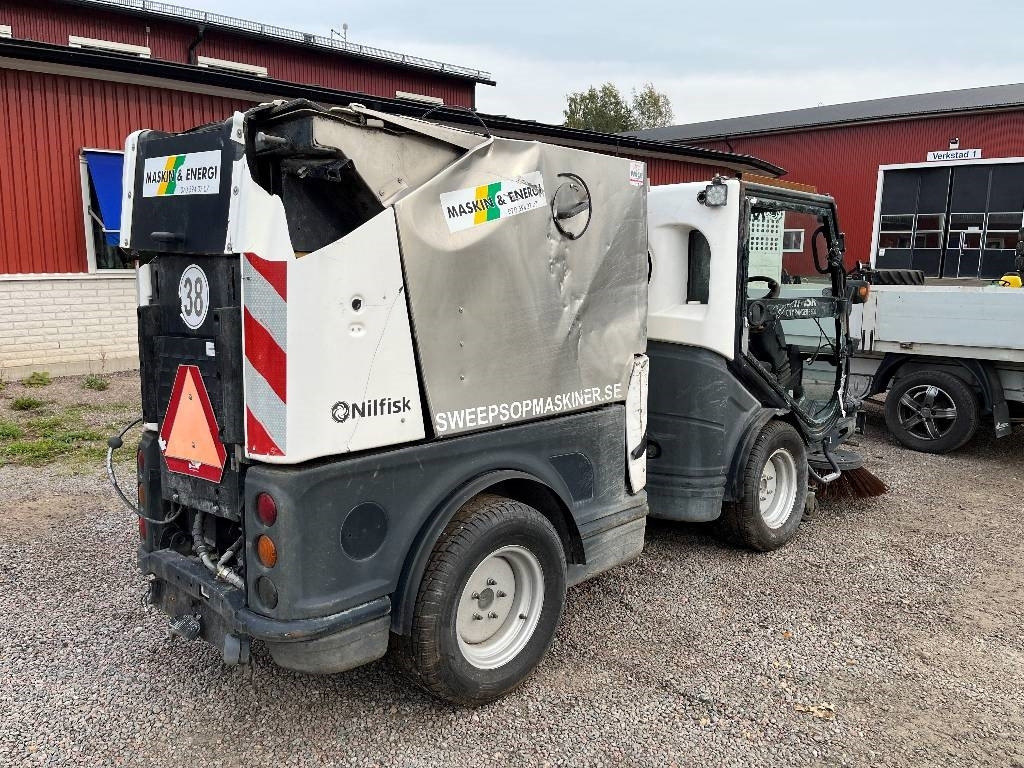 Nilfisk 3500 City Ranger Dismantled: only spare parts - מטאטא כבישים: תמונה 2 Nilfisk 3500 City Ranger Dismantled: only spare parts - מטאטא כבישים: תמונה 2