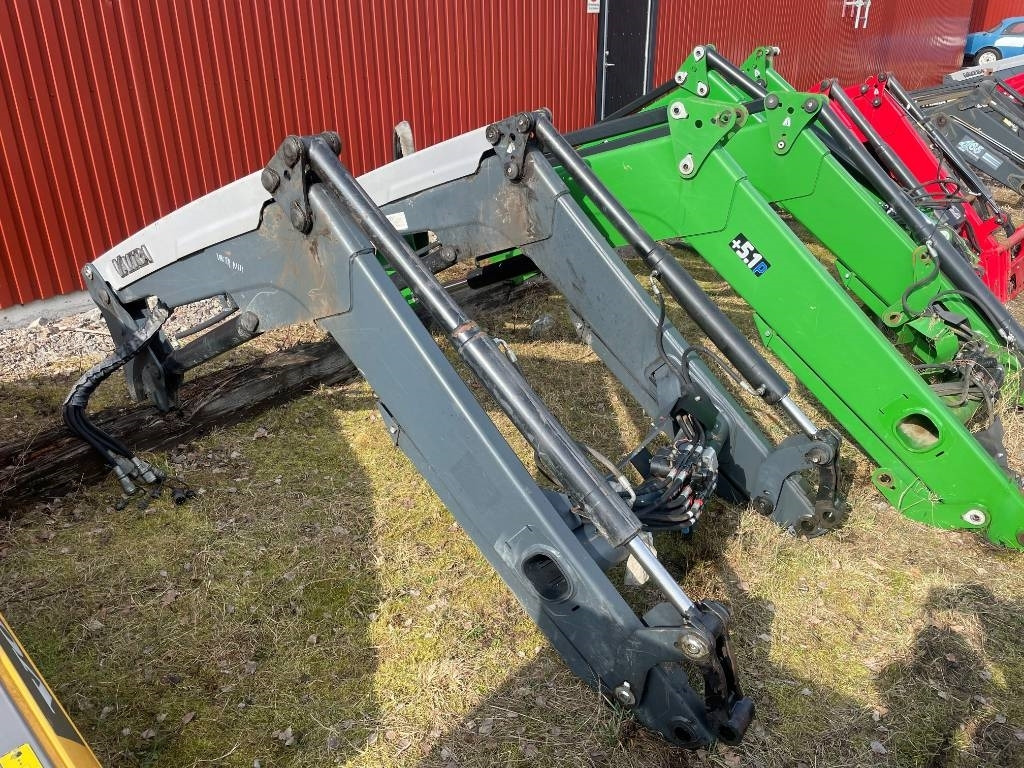 Reservdelar till Ålö Quicke Valtra Q55 - מעמיס קדמי לטרקטור: תמונה 1 Reservdelar till Ålö Quicke Valtra Q55 - מעמיס קדמי לטרקטור: תמונה 1