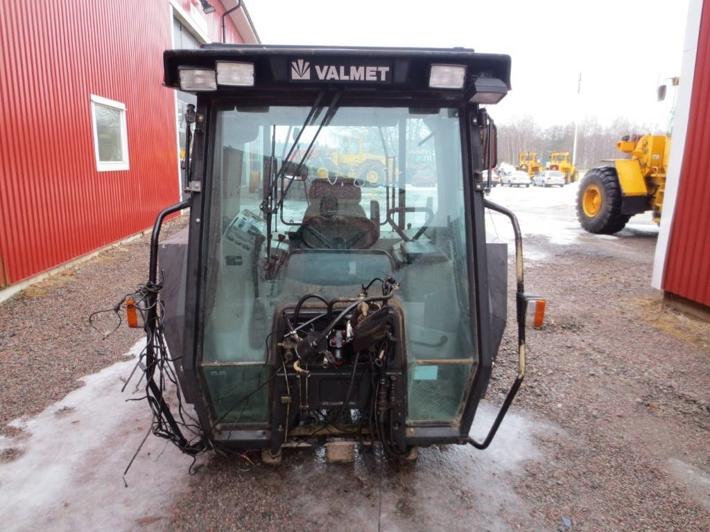Valmet 8600 - תא עבור מכונה חקלאית: תמונה 1 Valmet 8600 - תא עבור מכונה חקלאית: תמונה 1