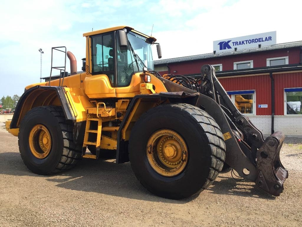 Volvo L 220 F Delar / Parts - מעמיס גלגלים: תמונה 1 Volvo L 220 F Delar / Parts - מעמיס גלגלים: תמונה 1