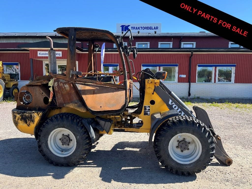 Volvo L 25 B Dismantled. Only specific spare parts - מעמיס גלגלים: תמונה 1 Volvo L 25 B Dismantled. Only specific spare parts - מעמיס גלגלים: תמונה 1