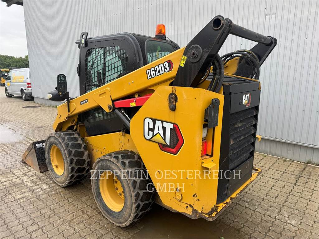 CAT 262D3 - מעמיס היגוי החלקה: תמונה 4 CAT 262D3 - מעמיס היגוי החלקה: תמונה 4