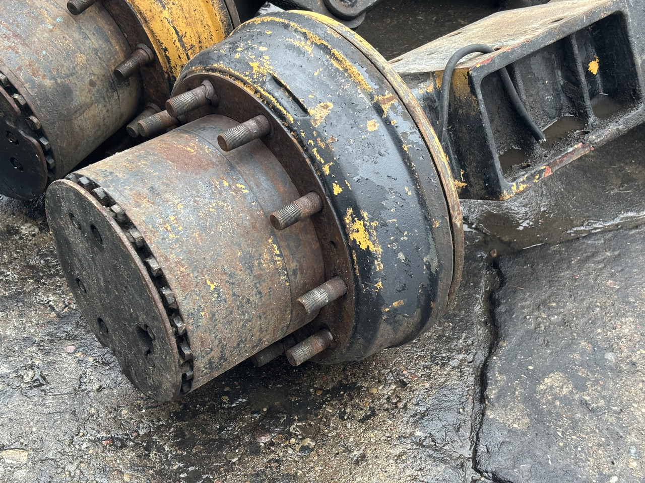 Atlas 1604 KZW Oś Tylnia Most Tylni Zwolnica Zwrotnica Obudowa Pochwa Układ Planetarny CZĘŚCI - מפרק היגוי עבור מכונה חקלאית: תמונה 2 Atlas 1604 KZW Oś Tylnia Most Tylni Zwolnica Zwrotnica Obudowa Pochwa Układ Planetarny CZĘŚCI - מפרק היגוי עבור מכונה חקלאית: תמונה 2