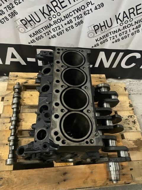 Blok silnika Deutz BF4L2011 04102460RY - בלוק צילינדר עבור מכונה חקלאית: תמונה 2 Blok silnika Deutz BF4L2011 04102460RY - בלוק צילינדר עבור מכונה חקלאית: תמונה 2