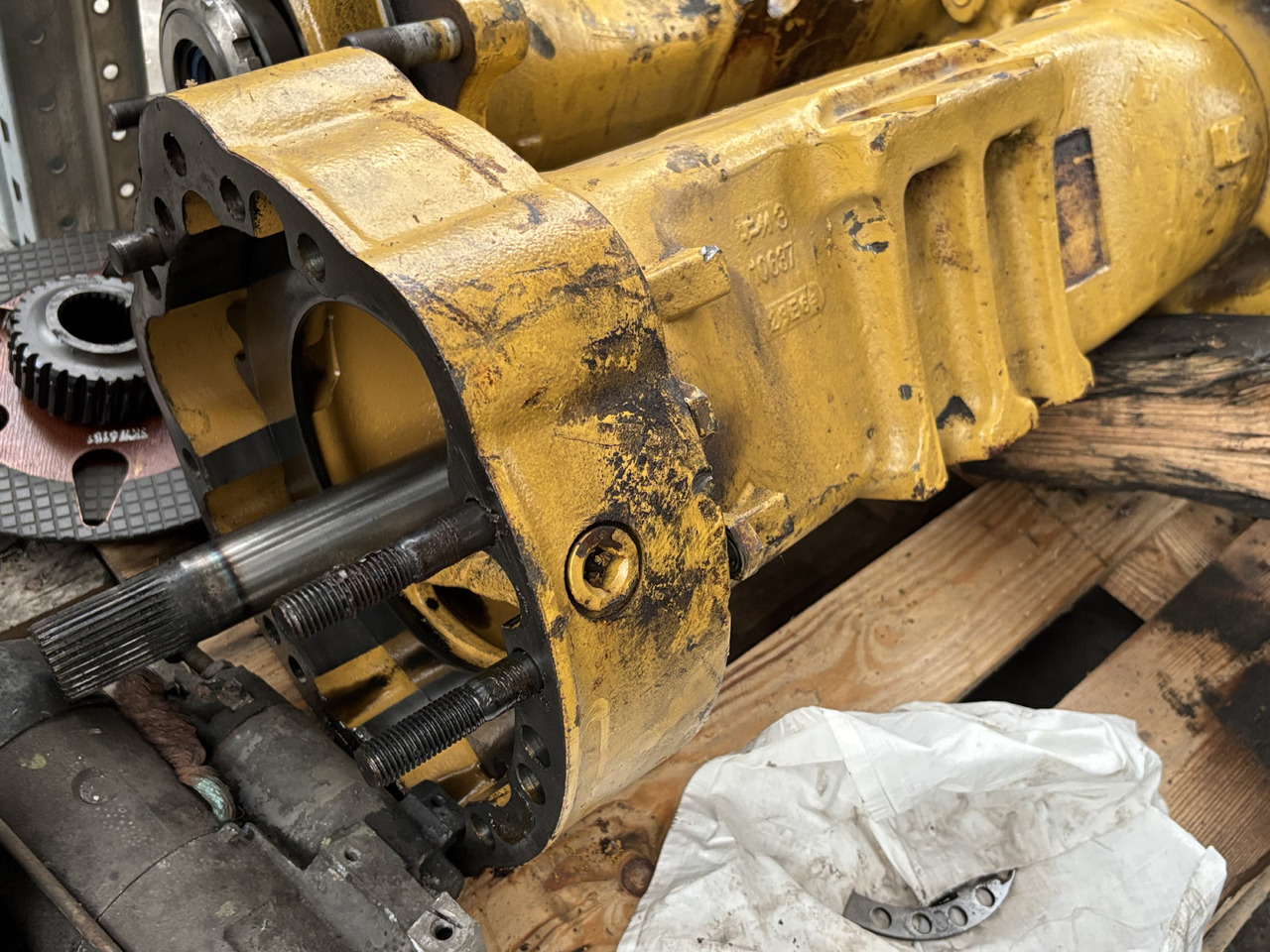 CAT CARRARO 641500 10637 Obudowa Mostu Pochwa Prawa Lewa - סרן וחלקים עבור מכונה חקלאית: תמונה 3 CAT CARRARO 641500 10637 Obudowa Mostu Pochwa Prawa Lewa - סרן וחלקים עבור מכונה חקלאית: תמונה 3