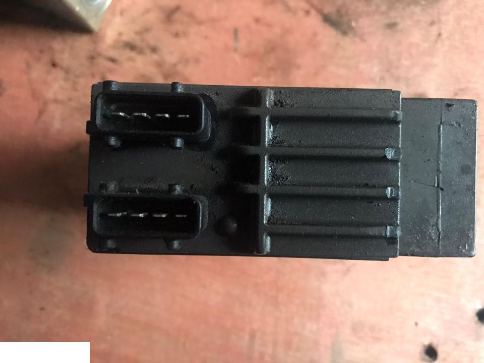 CEWKI DO ROZDZIELACZA SAUER DANFOSS 11-32 VDC - מערכת חשמל עבור מכונה חקלאית: תמונה 3 CEWKI DO ROZDZIELACZA SAUER DANFOSS 11-32 VDC - מערכת חשמל עבור מכונה חקלאית: תמונה 3