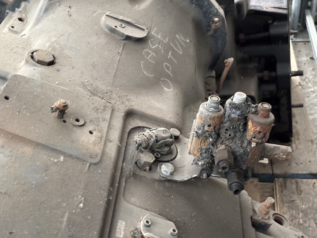 CNH 47639631 Skrzynia Biegów AutoCommand New Holland T7. 275 Case 270 Optum - תיבת הילוכים עבור מכונה חקלאית: תמונה 5 CNH 47639631 Skrzynia Biegów AutoCommand New Holland T7. 275 Case 270 Optum - תיבת הילוכים עבור מכונה חקלאית: תמונה 5