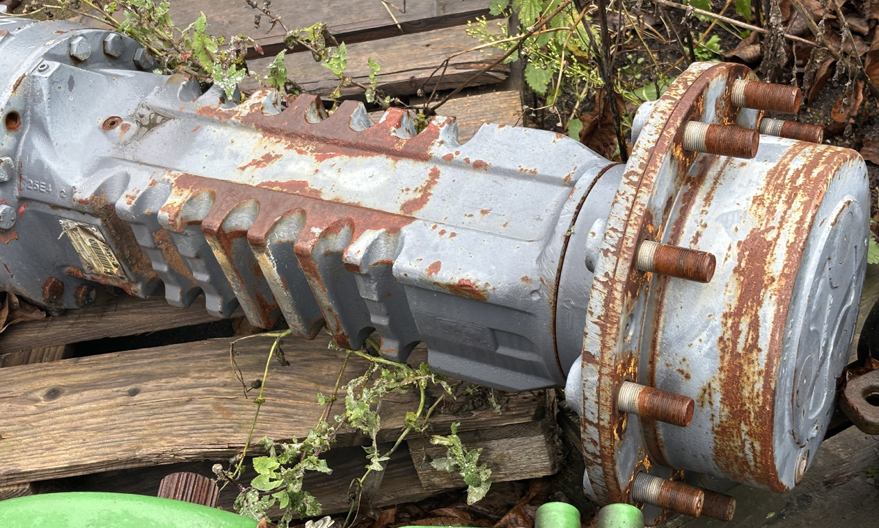 Carraro 28.32M 11885677 150006 Obudowa Mostu Pochwa Zwolnica Zwrotnica Hamulec Piasta CZĘŚCI - סרן וחלקים עבור מכונה חקלאית: תמונה 3 Carraro 28.32M 11885677 150006 Obudowa Mostu Pochwa Zwolnica Zwrotnica Hamulec Piasta CZĘŚCI - סרן וחלקים עבור מכונה חקלאית: תמונה 3