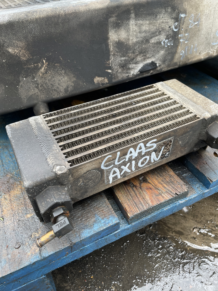 Claas Axion Arion - chłodnica oleju 0011198610 - מקרר שמן עבור מכונת בנייה: תמונה 1 Claas Axion Arion - chłodnica oleju 0011198610 - מקרר שמן עבור מכונת בנייה: תמונה 1