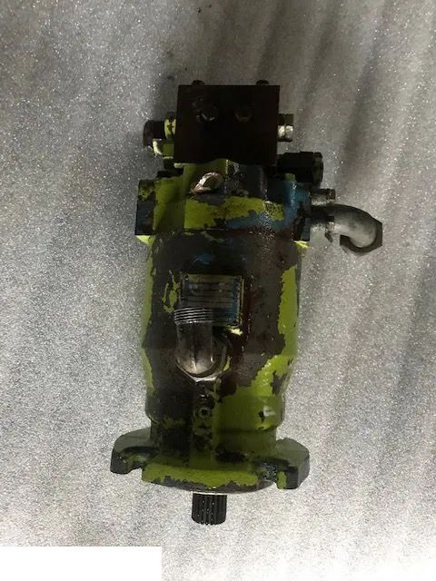 Claas Dominator - Silnik Hydrauliczny - Sauer Getriebe - מנוע הידרולי עבור מקצרת קומבינה: תמונה 1 Claas Dominator - Silnik Hydrauliczny - Sauer Getriebe - מנוע הידרולי עבור מקצרת קומבינה: תמונה 1