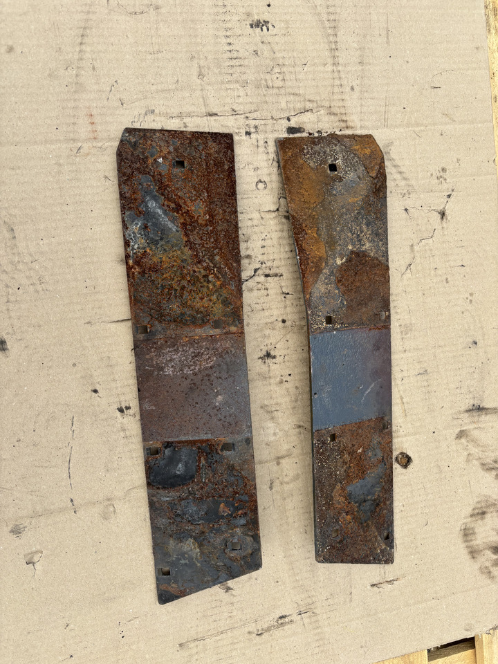 Claas Jaguar 970 Blachy metalowe - גוף וחלק חיצוני עבור מקצרת קומבינה: תמונה 2 Claas Jaguar 970 Blachy metalowe - גוף וחלק חיצוני עבור מקצרת קומבינה: תמונה 2