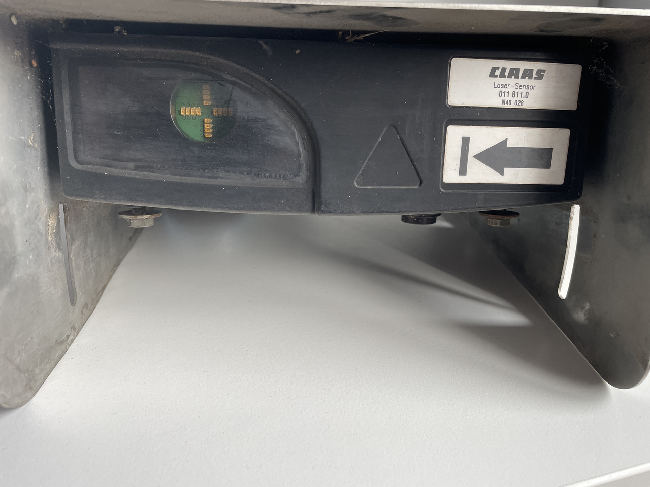 Claas Laser Sensor 011811.0 0118110 - חיישן עבור מכונה חקלאית: תמונה 1 Claas Laser Sensor 011811.0 0118110 - חיישן עבור מכונה חקלאית: תמונה 1