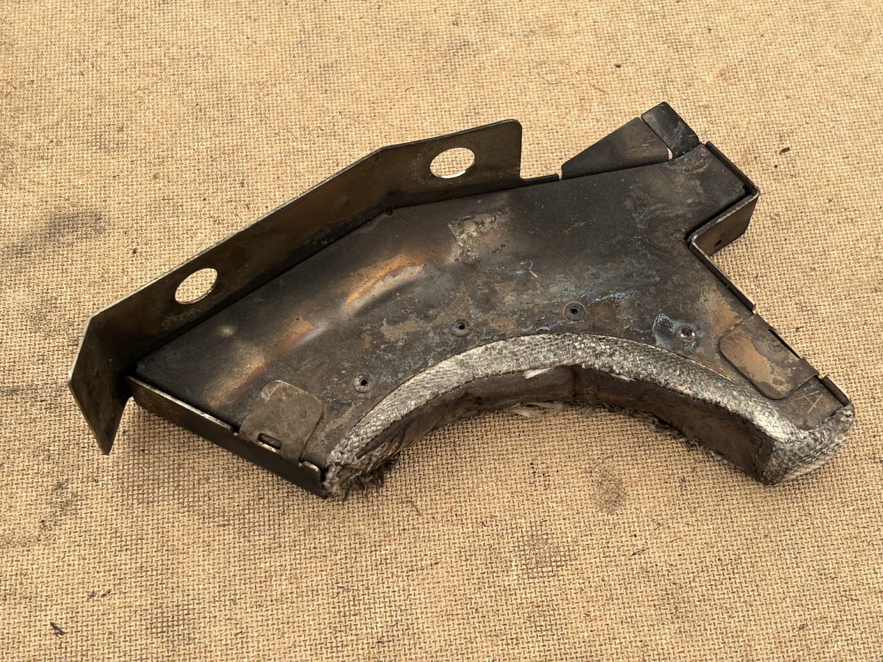 Claas Lexion 780 Izolacja Silnika Pokrywa Maska Obudowa Narożnik 00 0781 220 0    0007812200 - אטם מנוע עבור מקצרת קומבינה: תמונה 1 Claas Lexion 780 Izolacja Silnika Pokrywa Maska Obudowa Narożnik 00 0781 220 0    0007812200 - אטם מנוע עבור מקצרת קומבינה: תמונה 1