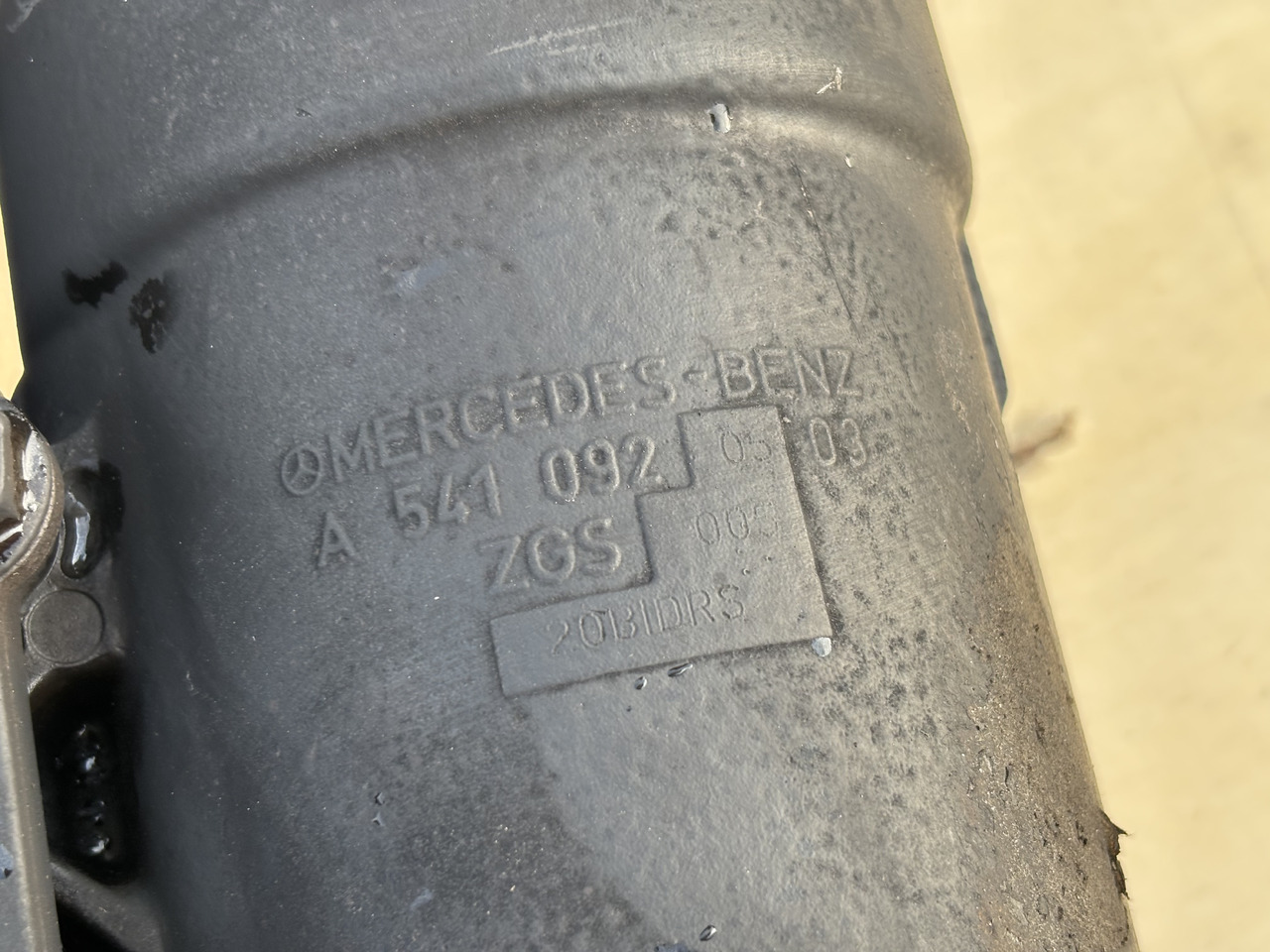 Claas Lexion 780 Obudowa, chłodnica oleju, Obudowa filtra paliwa A541188 A541092 - מקרר שמן עבור מכונה חקלאית: תמונה 5 Claas Lexion 780 Obudowa, chłodnica oleju, Obudowa filtra paliwa A541188 A541092 - מקרר שמן עבור מכונה חקלאית: תמונה 5