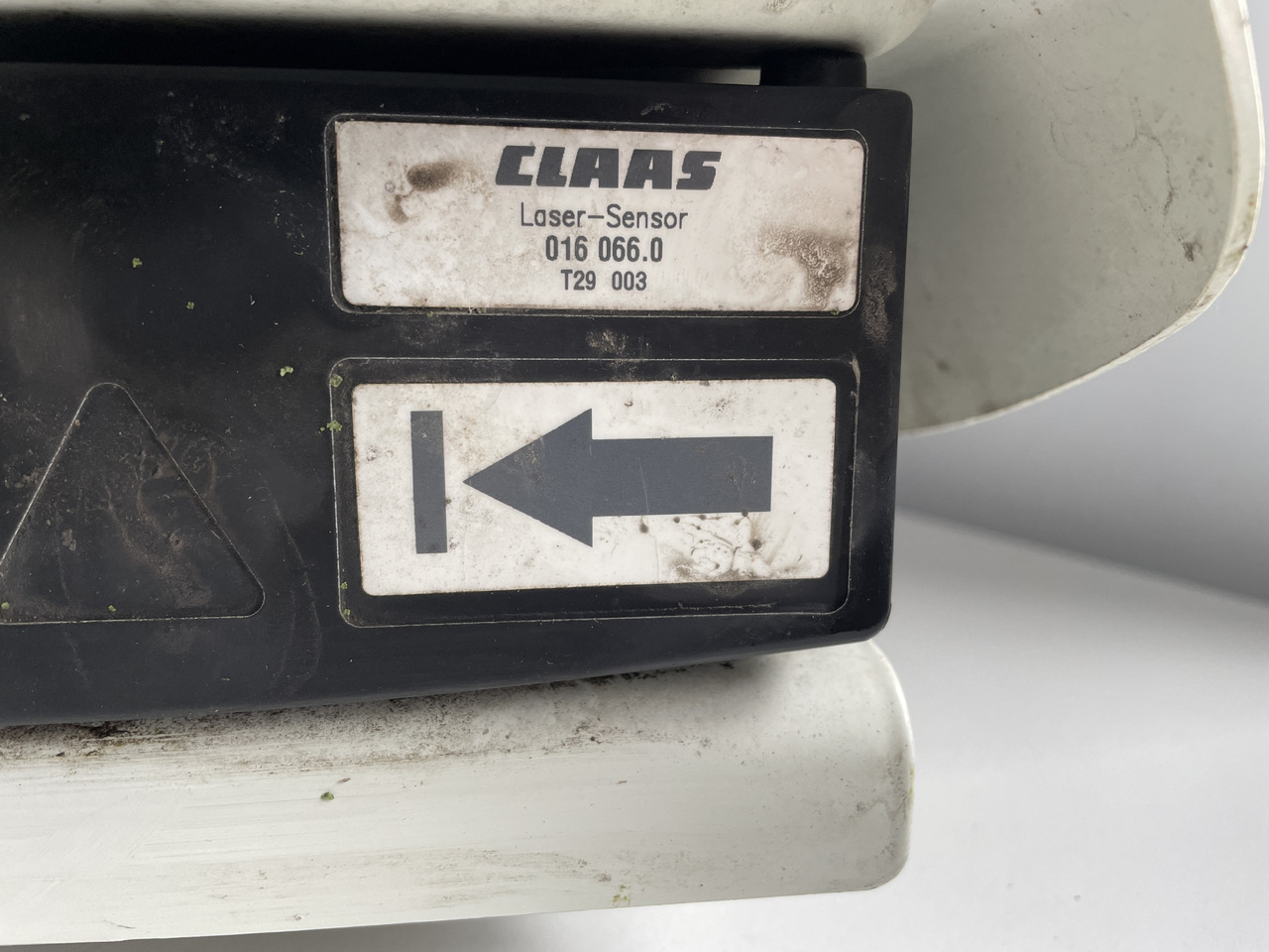 Claas Lexion - Laser Pilot Sensor 0160660 0018116291 - חיישן עבור מקצרת קומבינה: תמונה 3 Claas Lexion - Laser Pilot Sensor 0160660 0018116291 - חיישן עבור מקצרת קומבינה: תמונה 3