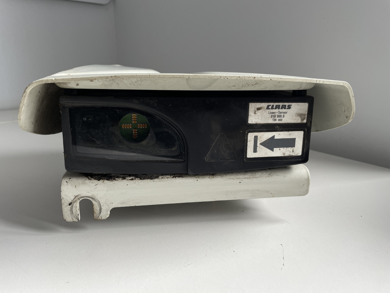 Claas Lexion - Laser Pilot Sensor 0160660 0018116291 - חיישן עבור מקצרת קומבינה: תמונה 2 Claas Lexion - Laser Pilot Sensor 0160660 0018116291 - חיישן עבור מקצרת קומבינה: תמונה 2