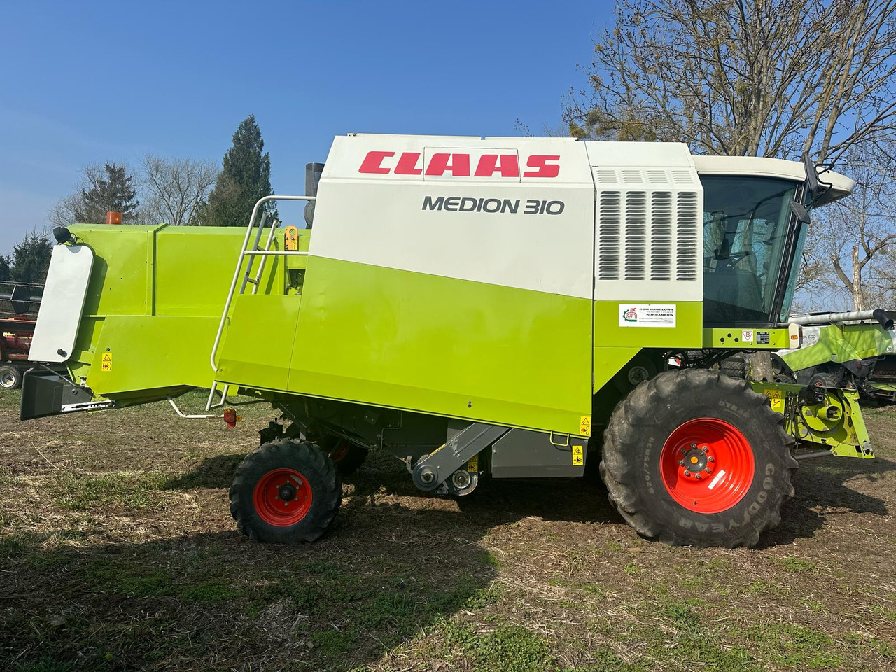 Claas Medion 310 z roku 2002. - מקצרת קומבינה: תמונה 4 Claas Medion 310 z roku 2002. - מקצרת קומבינה: תמונה 4