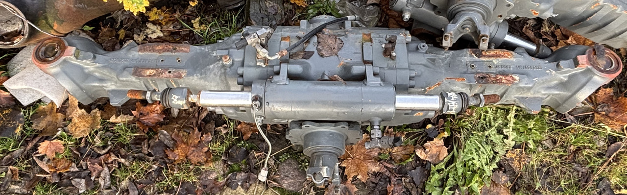 Claas Scorpion 635 Centralna Środkowa Obudowa Osi Przedniej 0019242110 00 1924 211 0 - סרן קדמי עבור טרקטור חקלאי: תמונה 1 Claas Scorpion 635 Centralna Środkowa Obudowa Osi Przedniej 0019242110 00 1924 211 0 - סרן קדמי עבור טרקטור חקלאי: תמונה 1