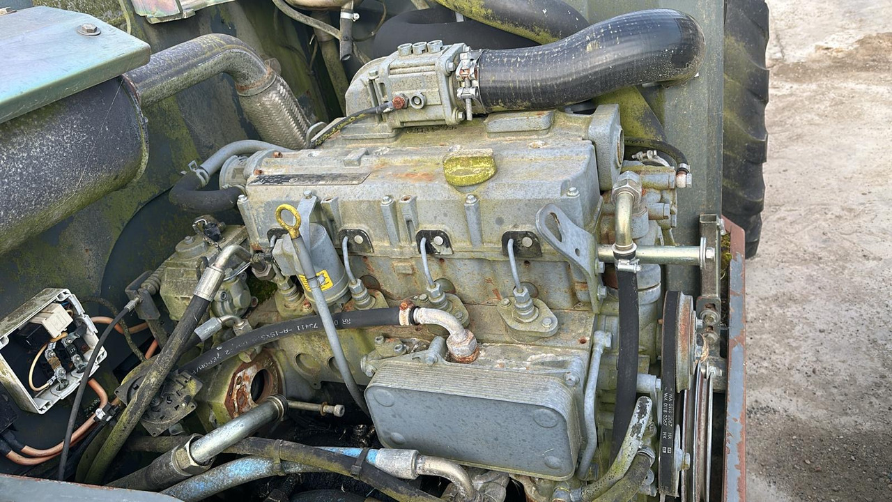 Claas Scorpion 9040 Variopower - silnik Deutz BF4M2012C - מנוע עבור מפעיל טלסקופי: תמונה 1 Claas Scorpion 9040 Variopower - silnik Deutz BF4M2012C - מנוע עבור מפעיל טלסקופי: תמונה 1