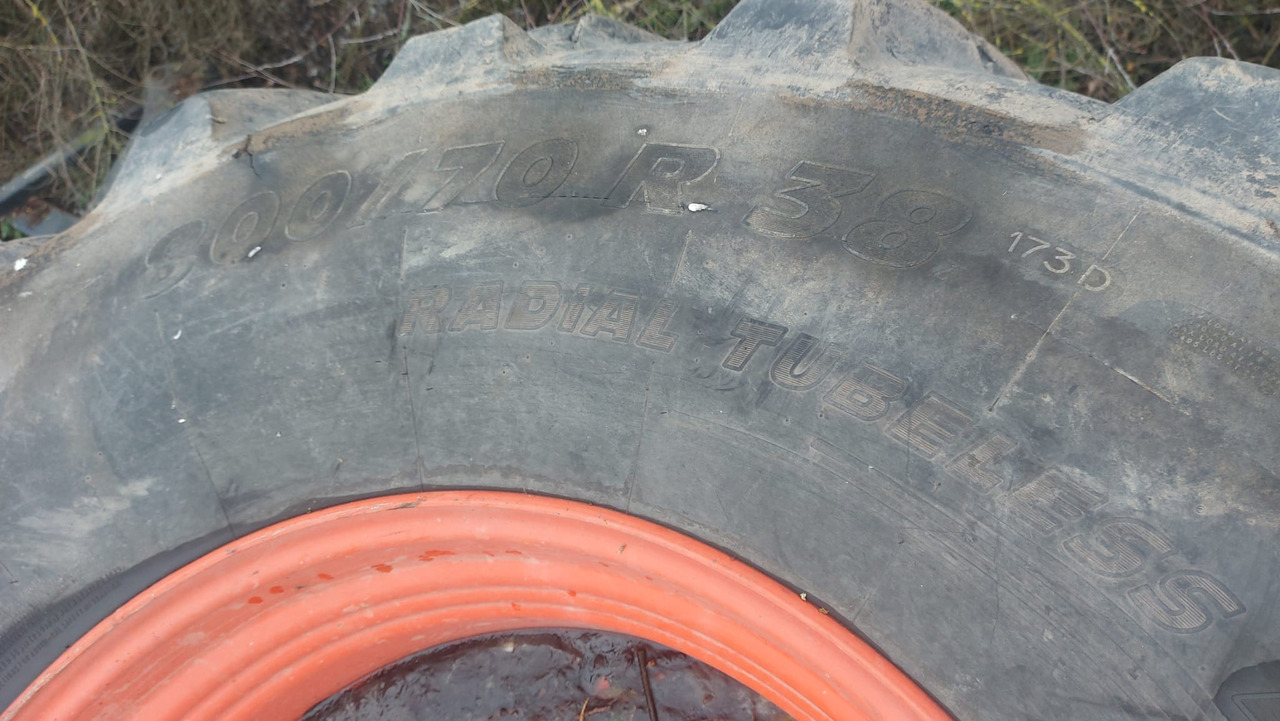 Claas Xerion - koła felgi opony 800/70R38 800/70/38 - חישוק עבור מכונה חקלאית: תמונה 2 Claas Xerion - koła felgi opony 800/70R38 800/70/38 - חישוק עבור מכונה חקלאית: תמונה 2