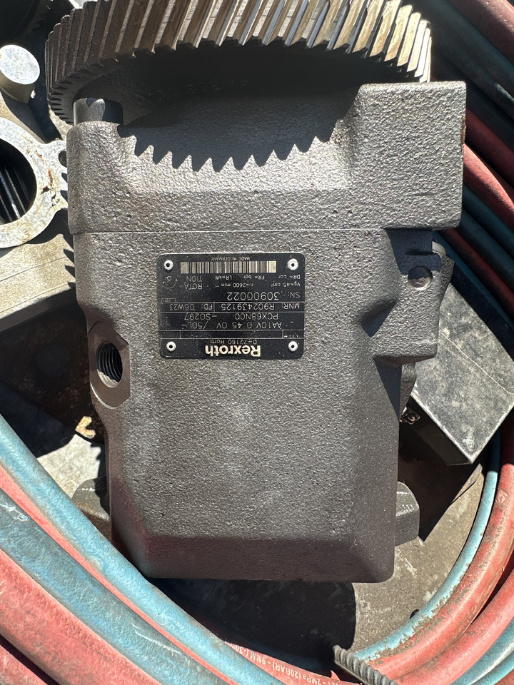 Claas ares Axion pompa hydrauliczna rexrota AA10V Massey Ferguson - משאבה הידרולית עבור מכונה חקלאית: תמונה 1 Claas ares Axion pompa hydrauliczna rexrota AA10V Massey Ferguson - משאבה הידרולית עבור מכונה חקלאית: תמונה 1