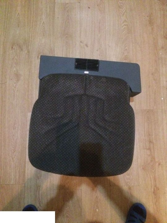 Class Lexion i Mega Fotel + Lodówka - מושב עבור מכונה חקלאית: תמונה 2 Class Lexion i Mega Fotel + Lodówka - מושב עבור מכונה חקלאית: תמונה 2