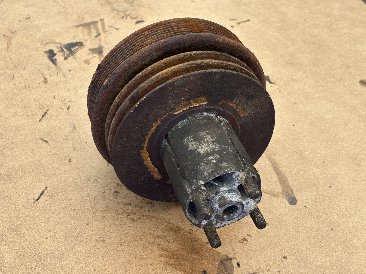 Cummins 8.3 6CT 6CTA 6CTAA Koło wentylatora Napęd - מאוורר: תמונה 2 Cummins 8.3 6CT 6CTA 6CTAA Koło wentylatora Napęd - מאוורר: תמונה 2